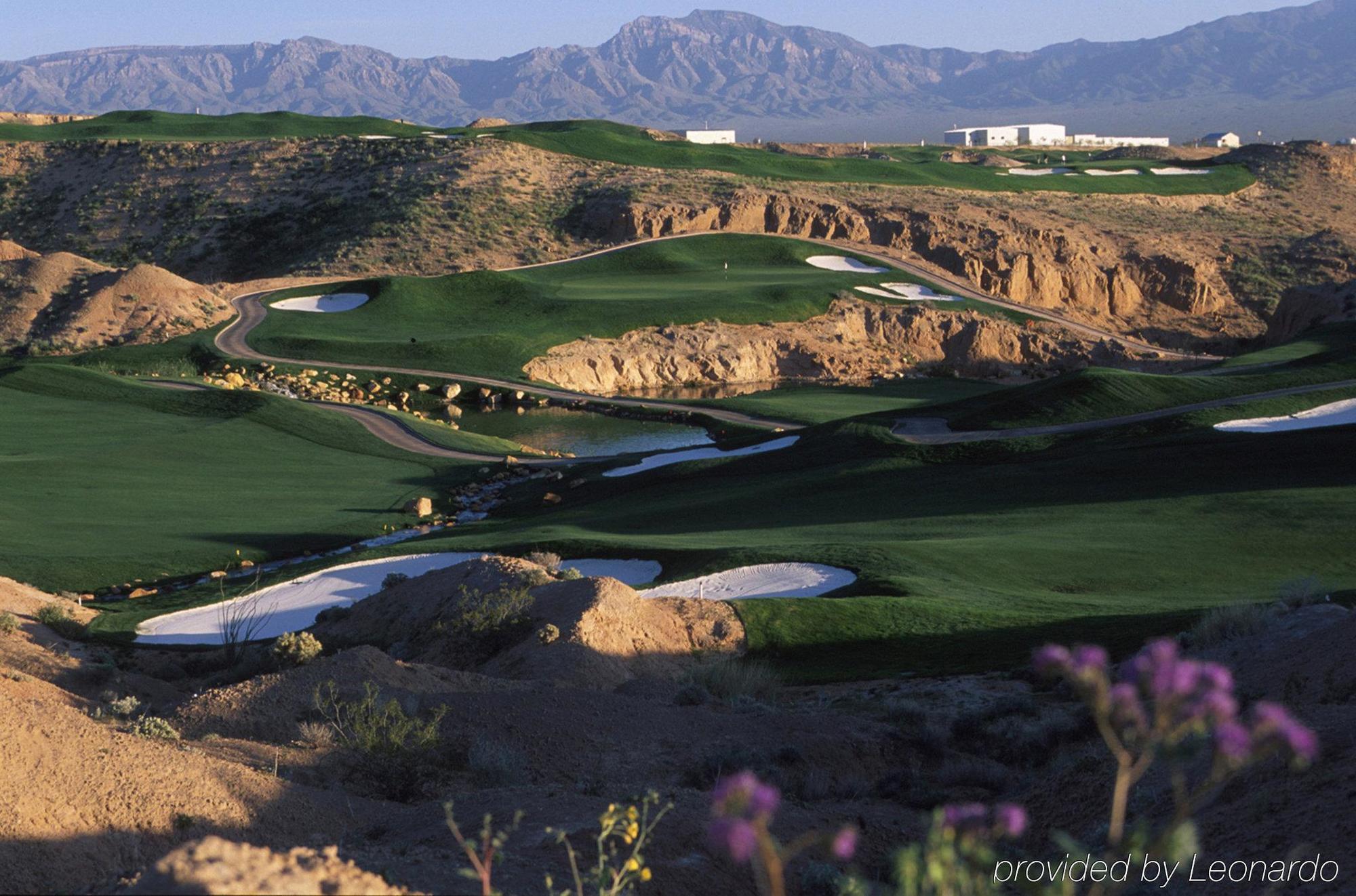 Doubletree By Hilton Vegas Airport 3*