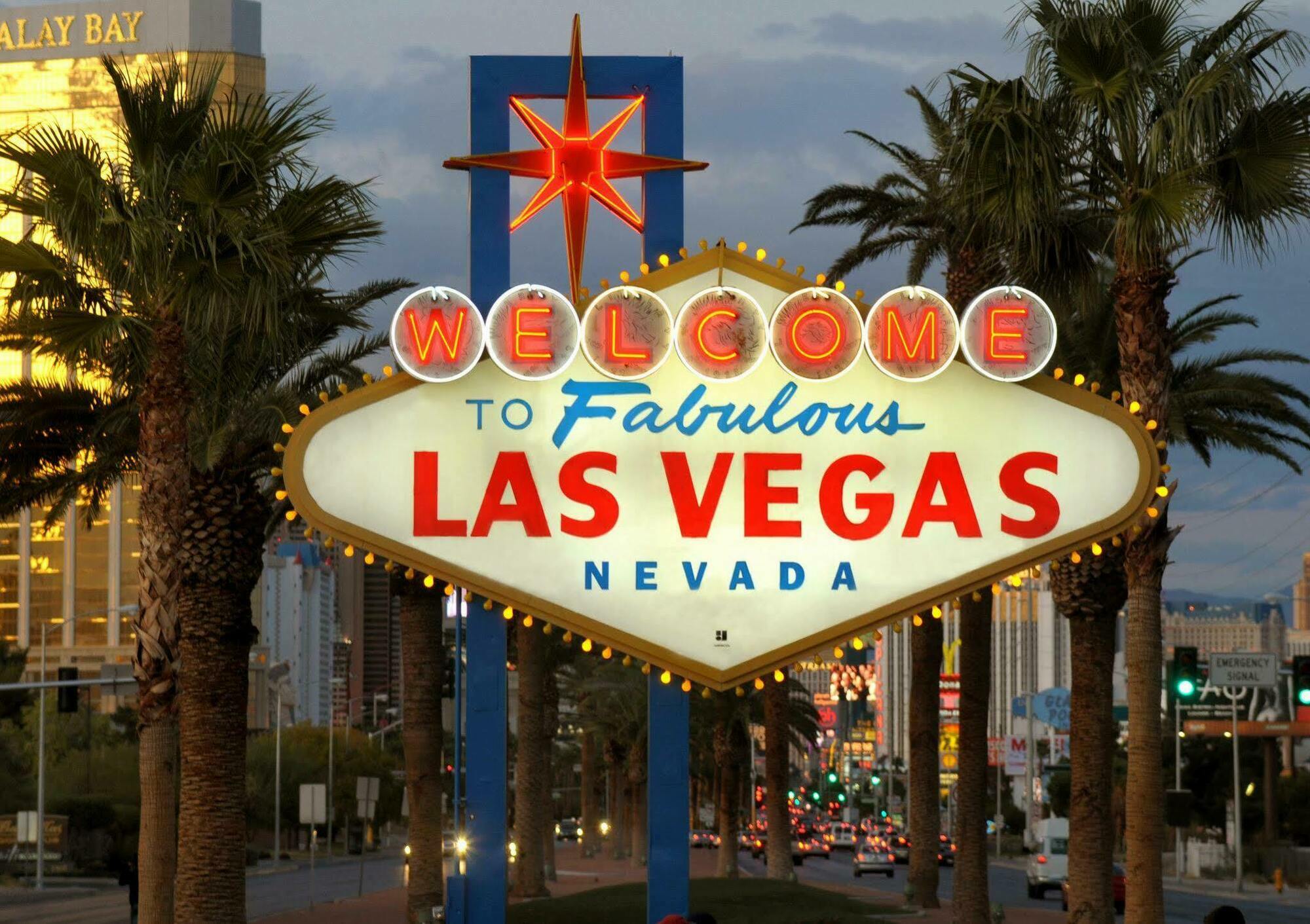Doubletree By Hilton Vegas Airport 3*